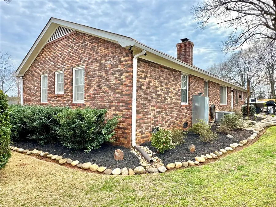 104 Lark Lane, Anderson, SC 29625 - #3