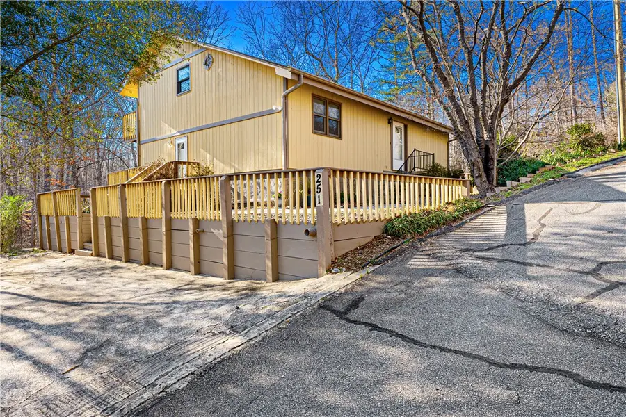 251 Cherokee Drive, Fair Play, SC 29643 - #2