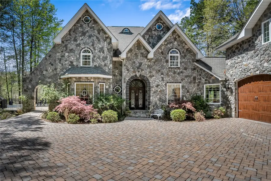 246 E Waters Edge Lane, West Union, SC 29696 - #2