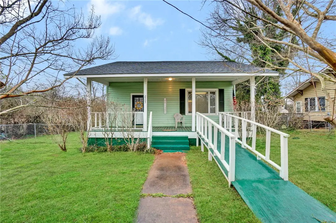 2505 E Brown Street, Seneca, SC 29678 - #1