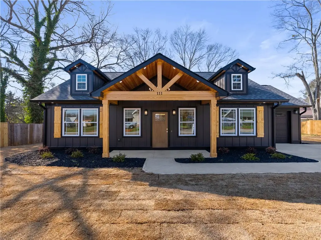 111 W 2nd Street, Williamston, SC 29697 - #1