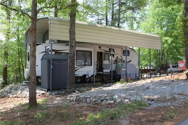 1114 Loch Ln Lane, Westminster, SC 29693