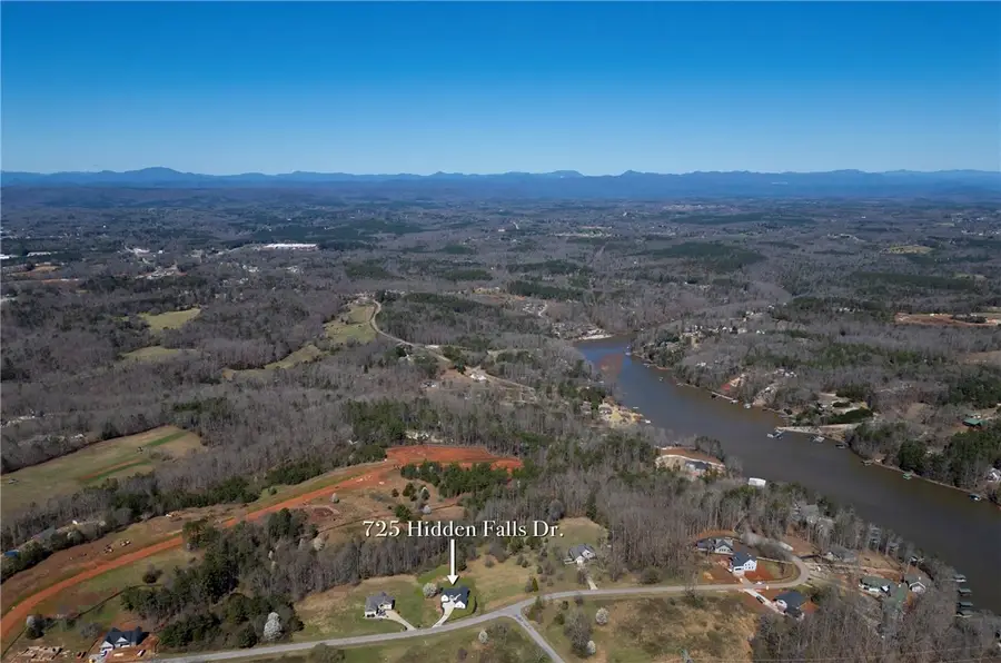 725 Hidden Falls Drive, West Union, SC 29696 - #2