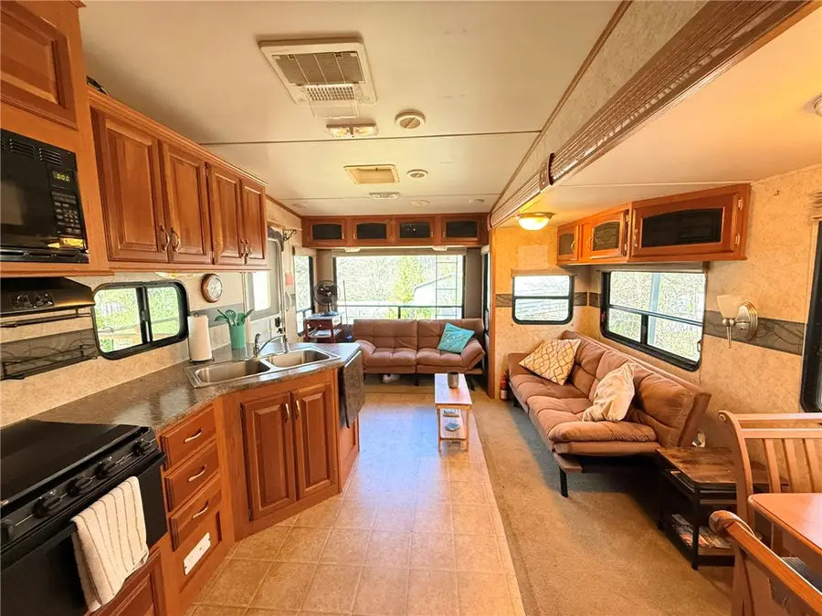 208 Reston Way, Westminster, SC 29693 - #3