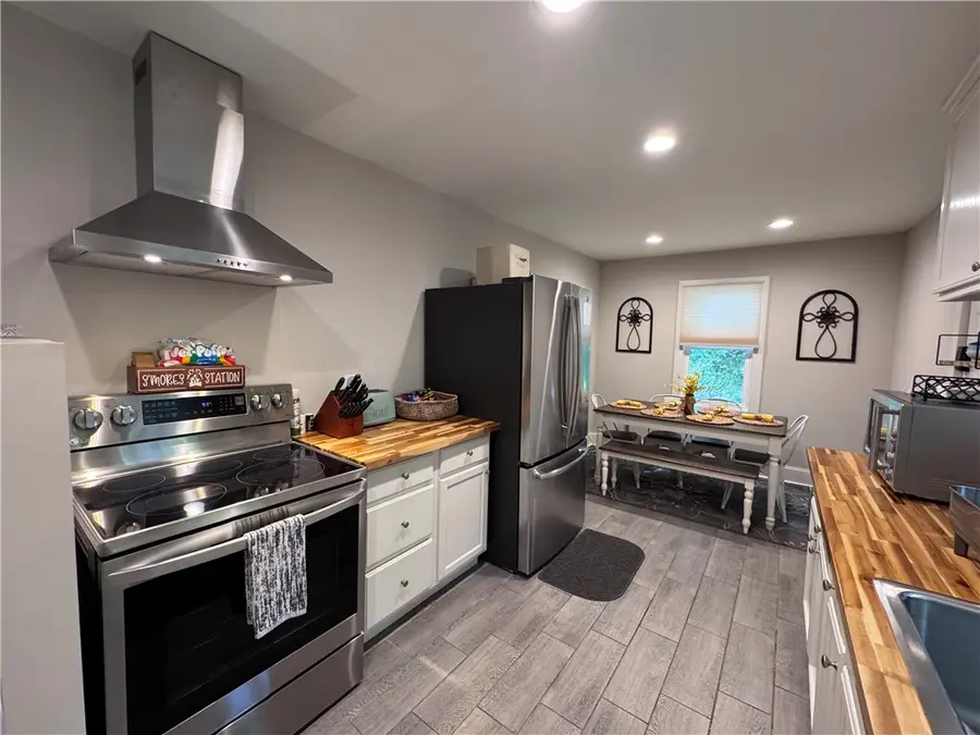 129 Bountyland Road, Seneca, SC 29678 - #3