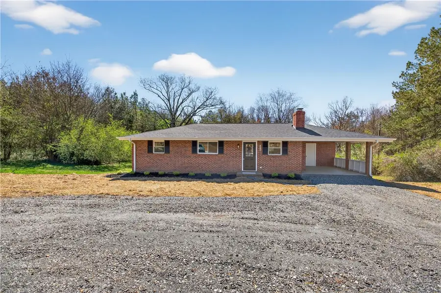 198 Pittman Circle, Westminster, SC 29693 - #2