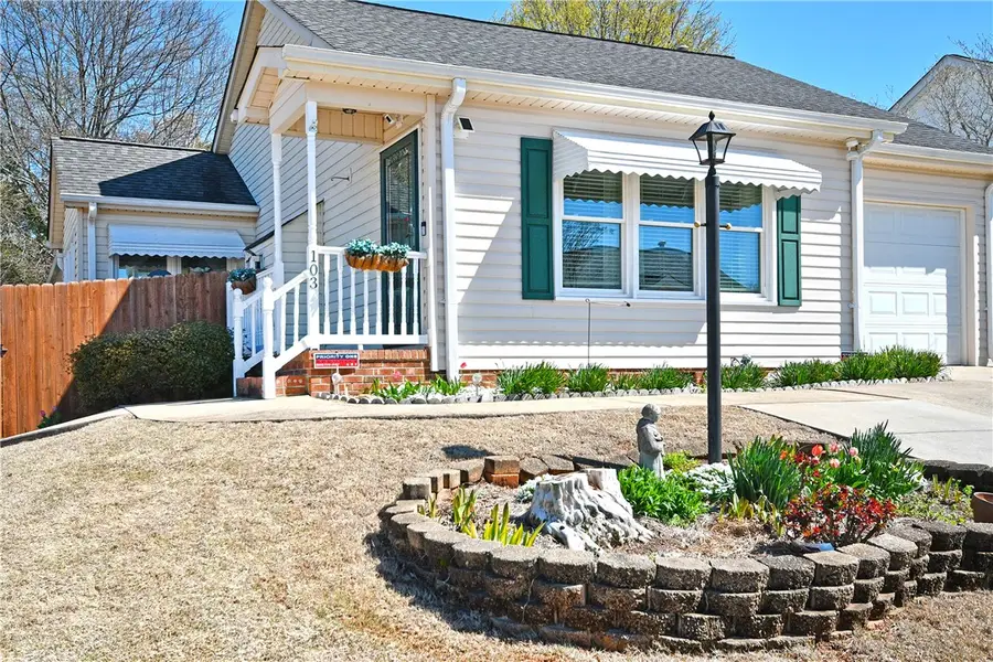103 Baldwin Place, Easley, SC 29642 - #3