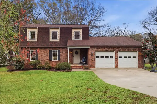 104 Roslyn Drive, Clemson, SC 29631