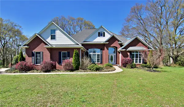 7893 Athens Road, Carnesville, GA 30521