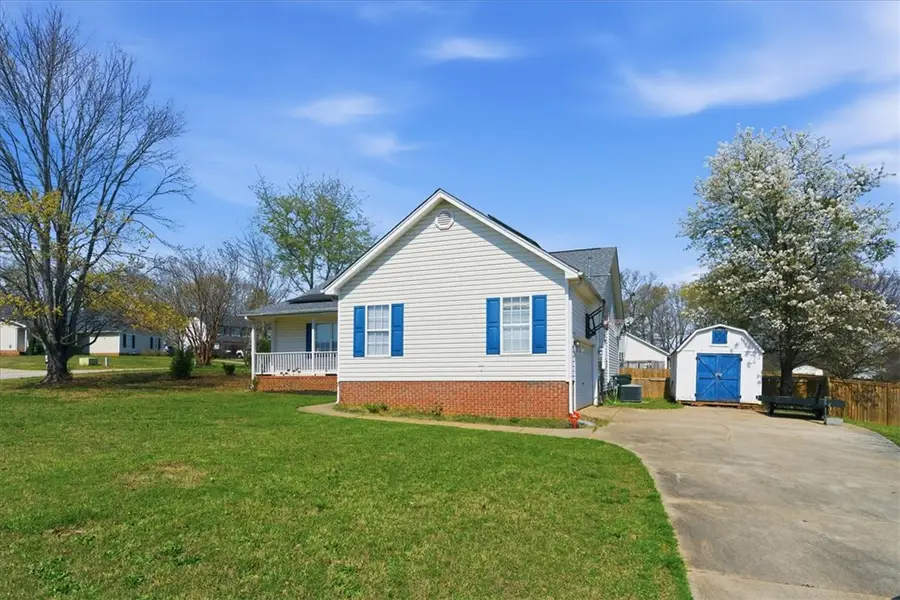 108 Meadow Hill Way, Taylors, SC 29687 - #2