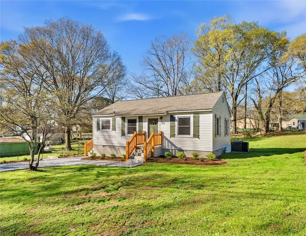 113 Guthrie Avenue, Belton, SC 29627 - #1