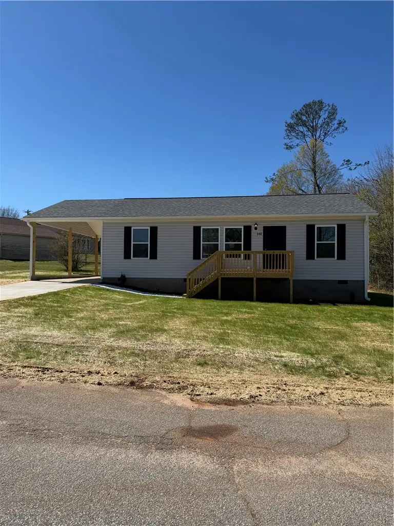 540 E South 5th Street, Seneca, SC 29678 - #1