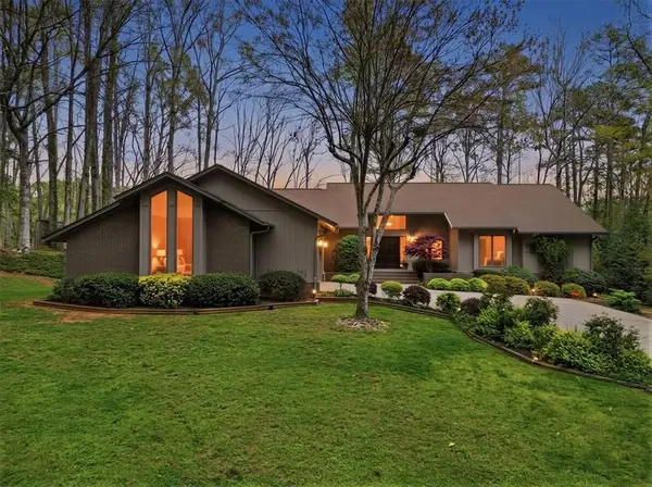 240 Stonehaven Way, Seneca, SC 29678