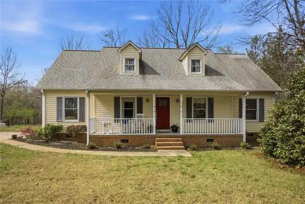 930 Hurricane Creek Road, Piedmont, SC 29673