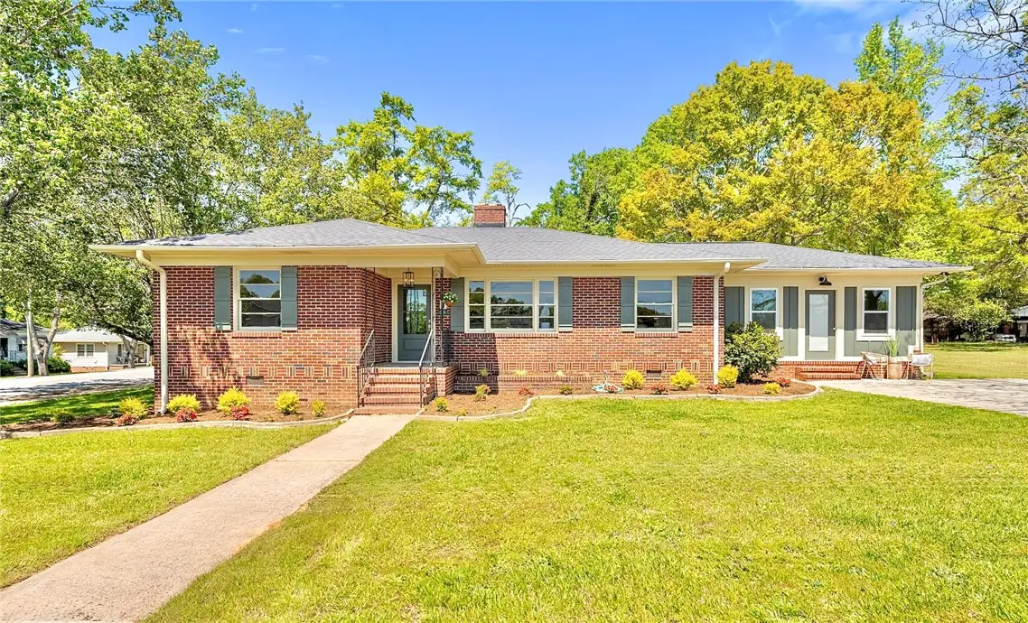311 Blue Ridge Avenue, Belton, SC 29627 - #1