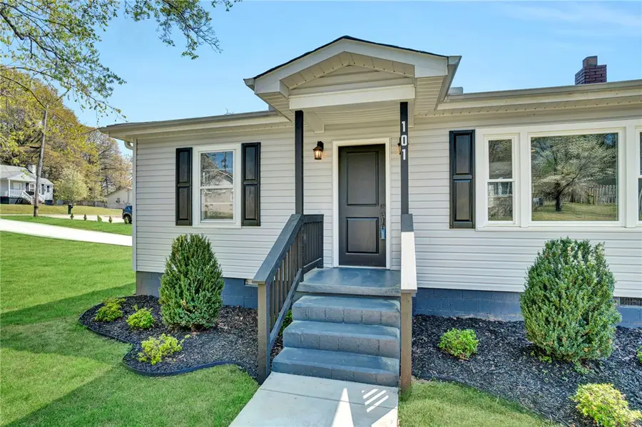 101 Mark Street, Easley, SC 29640 - #3