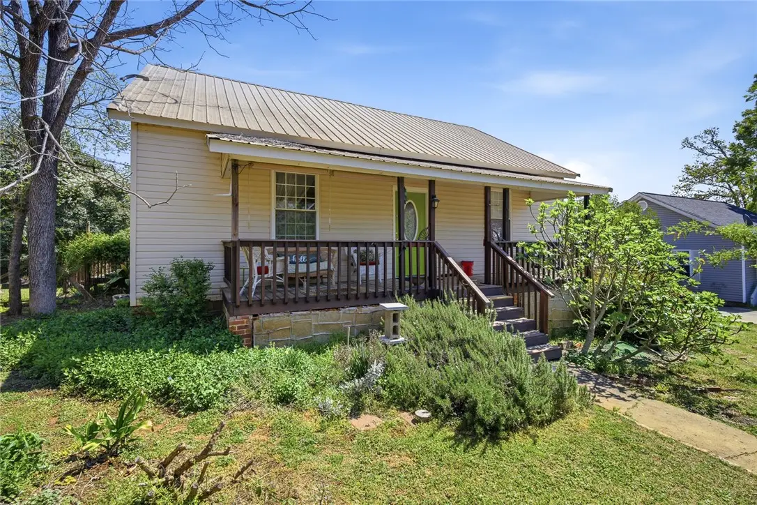 614 and 618 Aiken Street, Calhoun Falls, SC 29628 - #1