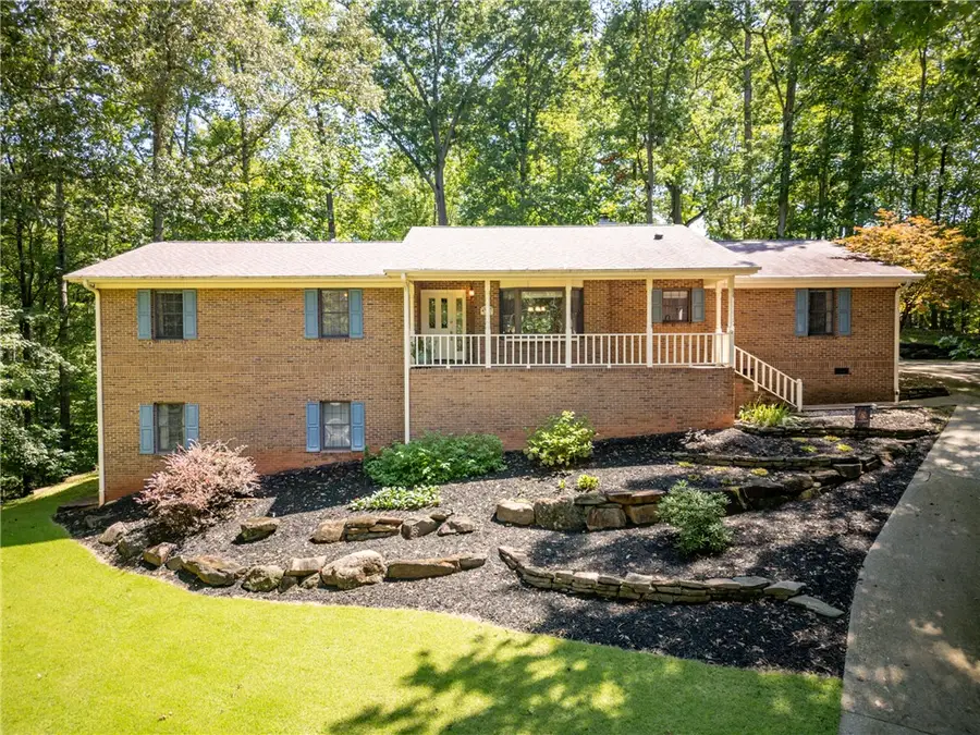 910 Chickasaw Drive, Westminster, SC 29693 - #3