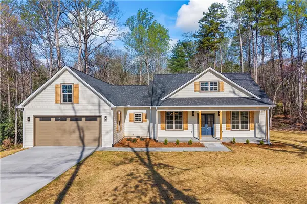 437 Falcons Lair West Drive, Walhalla, SC 29691