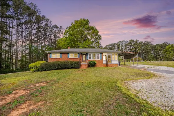 798 Coneross Creek Road, Seneca, SC 29678