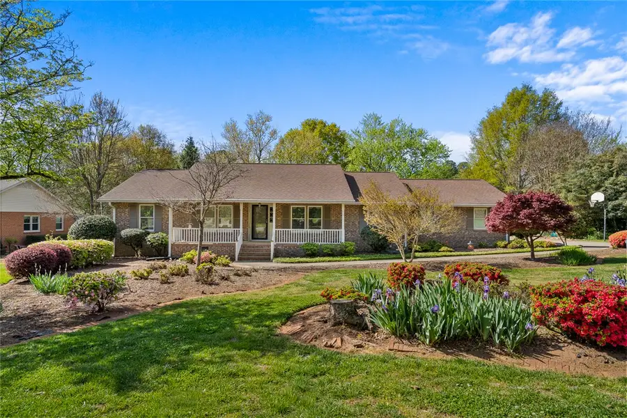 205 Holly Creek Drive, Anderson, SC 29621 - #2