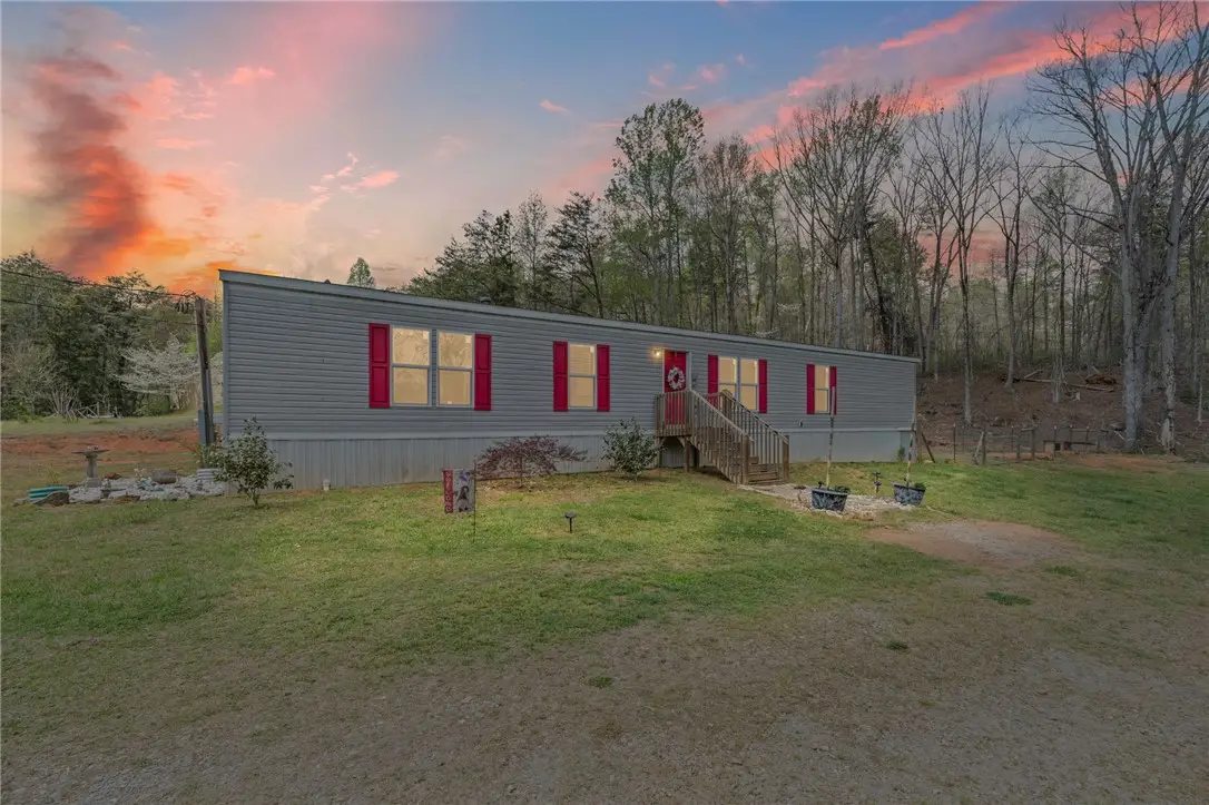4724 Dacusville Highway, Marietta, SC 29661 - #1