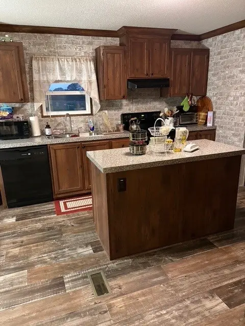 7900 81 South Highway, Starr, SC 29684 - #3