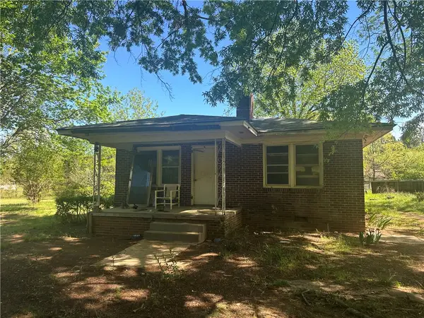 1310 Camelot Forest, Belton, SC 29627