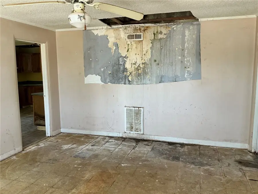 503 East South 6th Street Street, Seneca, SC 29678 - #2