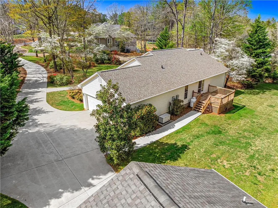 214 Valley Creek Drive, Westminster, SC 29693 - #2