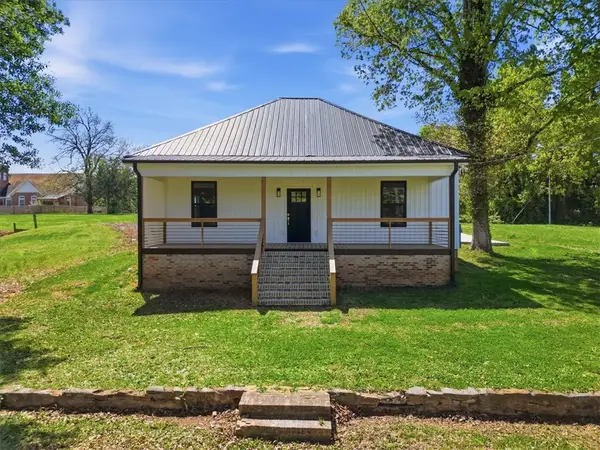 202 S Howard Avenue, Landrum, SC 29356