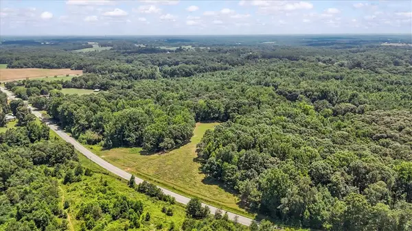 9932 West Oak Highway, Seneca, SC 29678