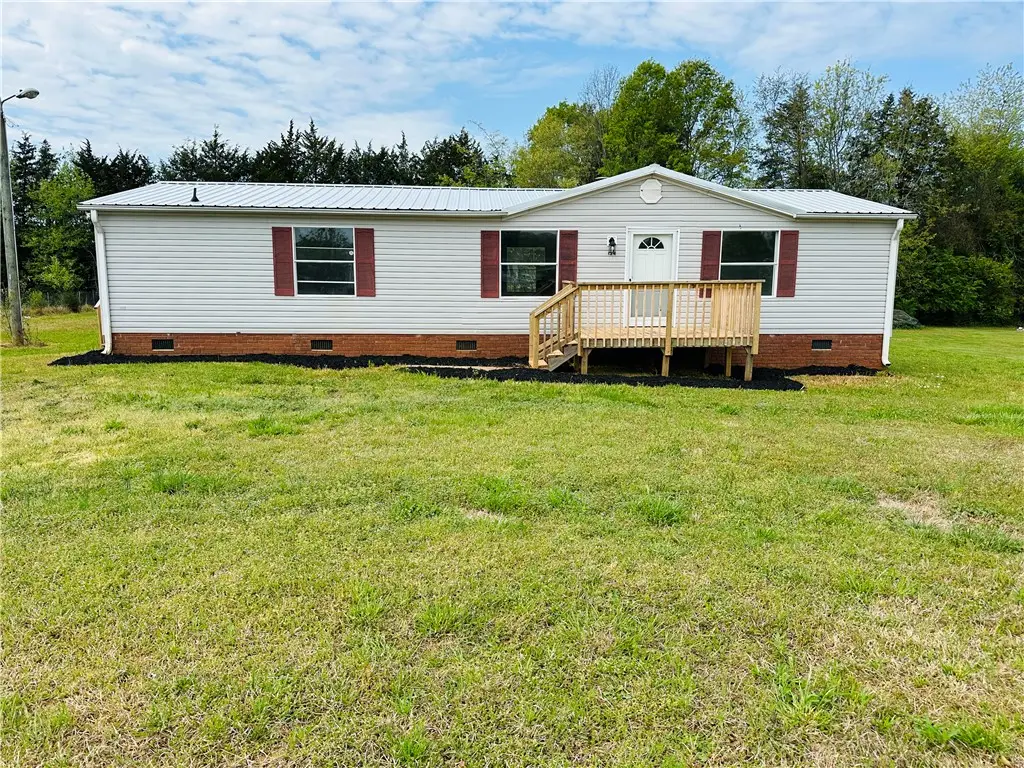 134 Arabian Way, Anderson, SC 29626 - #1
