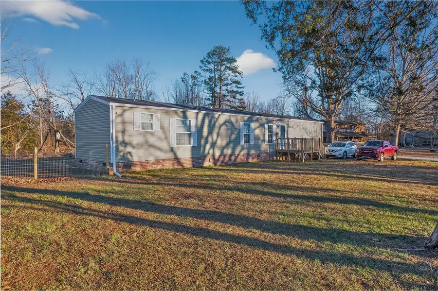 862 North Old Mill Road, Easley, SC 29640 - #2
