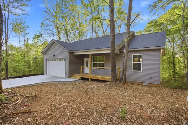 221 Cub Cove Drive, Walhalla, SC 29691