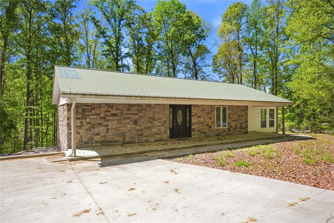 215 Boxwood Lane, Westminster, SC 29693 - #1