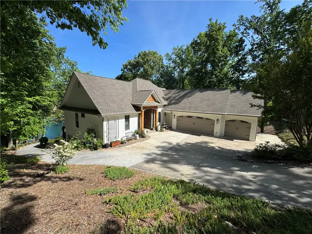 206 N Beacon Shores Drive, Seneca, SC 29672 - #1