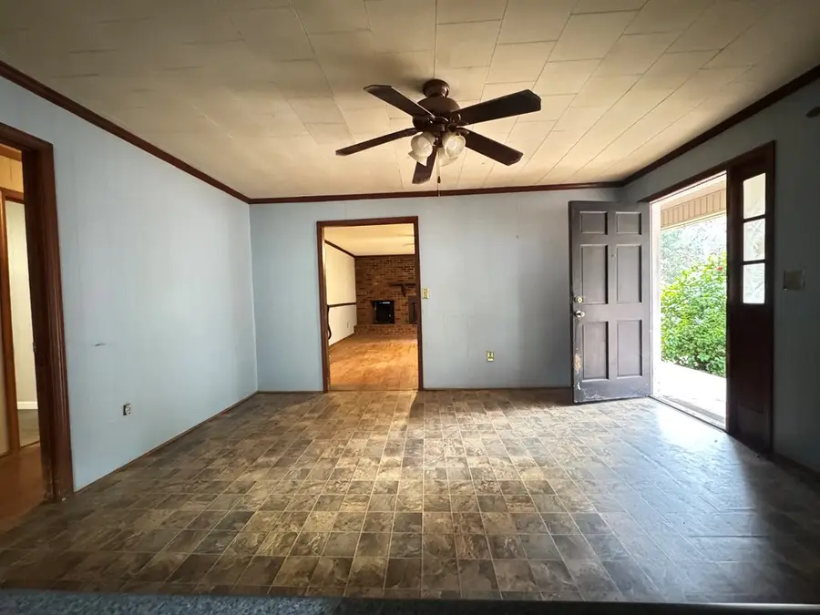 8 Cedar Lane, Calhoun Falls, SC 29628 - #2