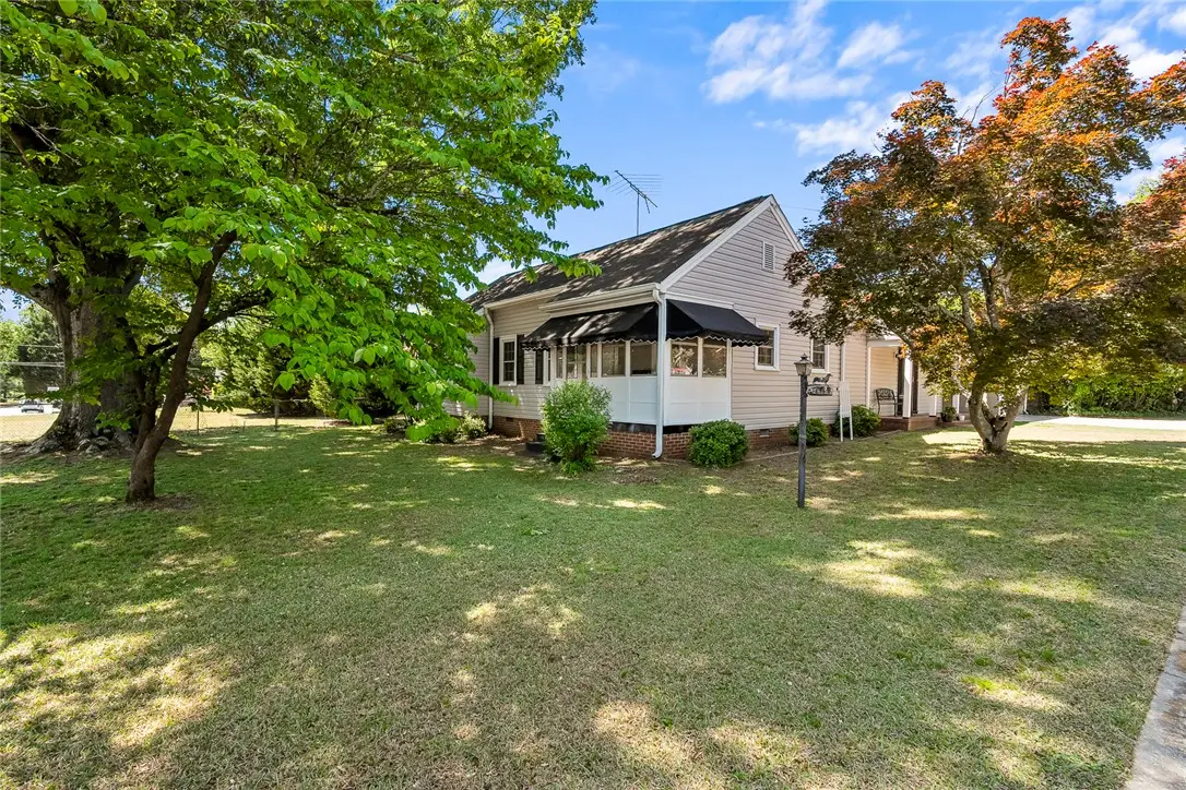 2615 E North Avenue, Anderson, SC 29625 - #1