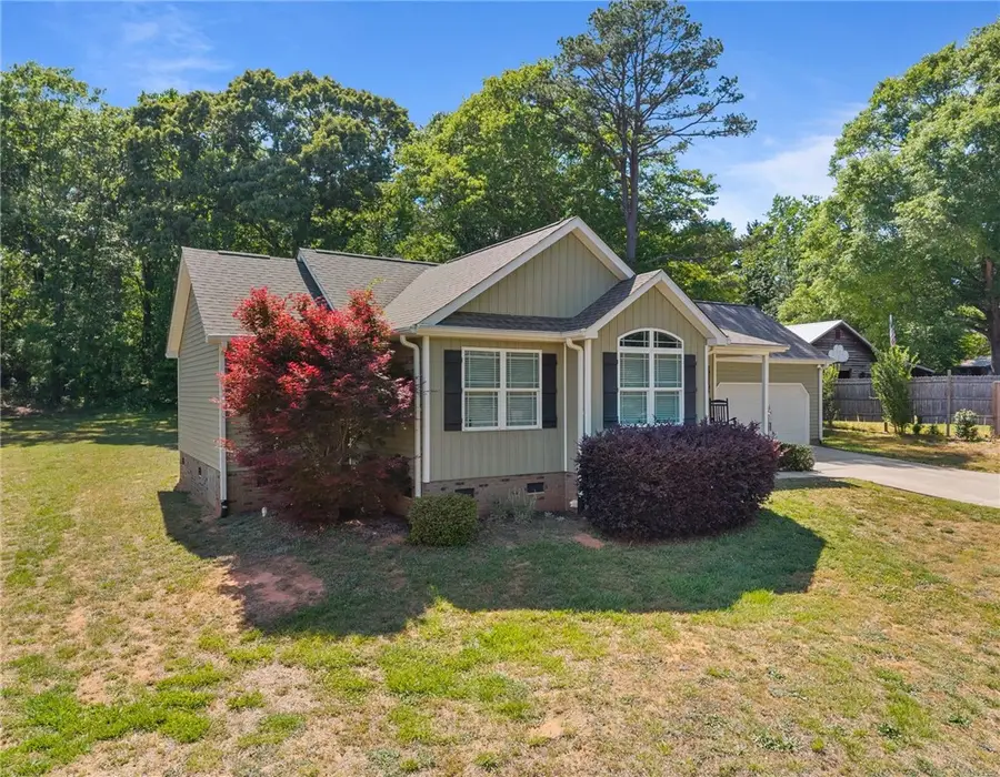 190 Yates Road, Liberty, SC 29657 - #2