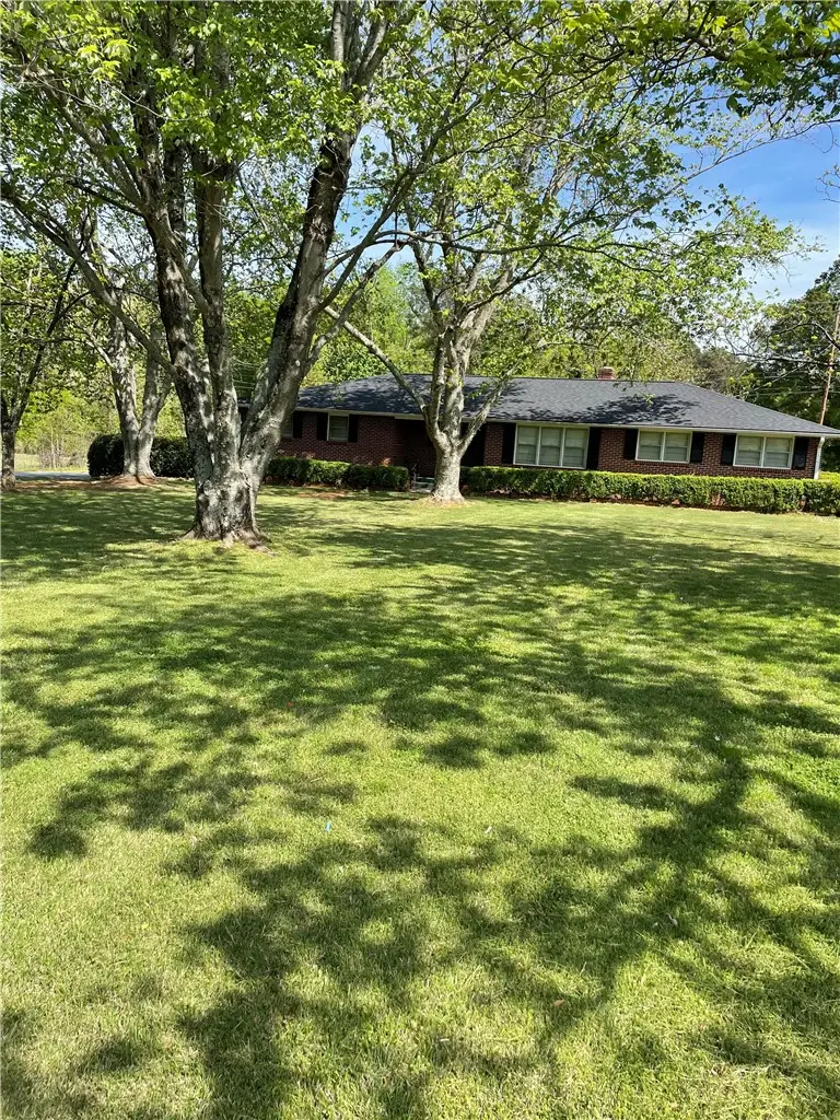 1302 Anderson Street, Belton, SC 29627 - #2