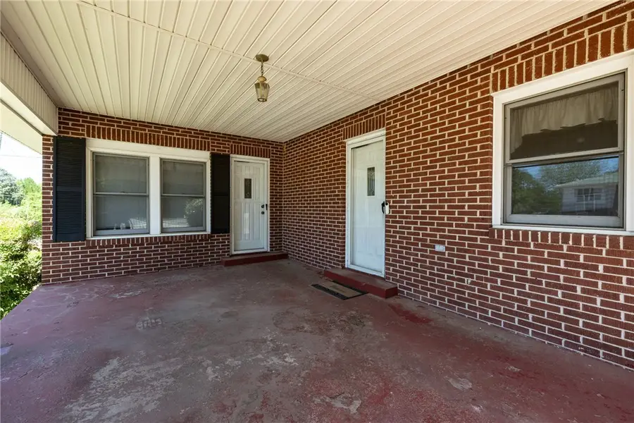 601 E South 6th Street, Seneca, SC 29678 - #3