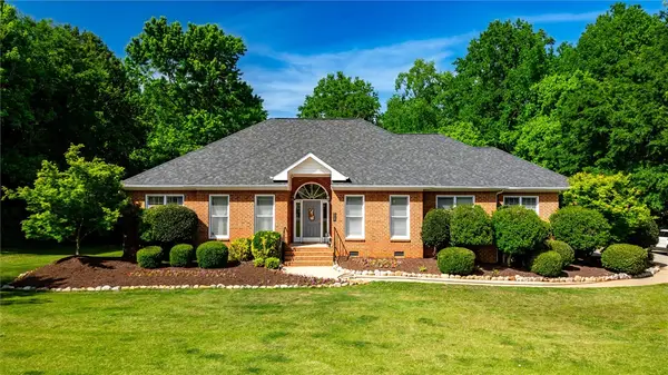 117 Winding Creek Road, Anderson, SC 29621