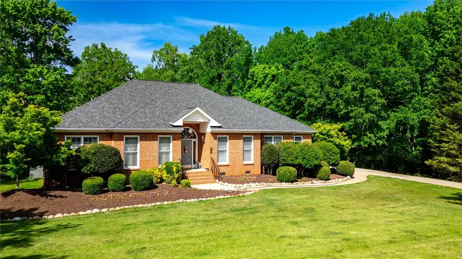 117 Winding Creek Road, Anderson, SC 29621 - #2