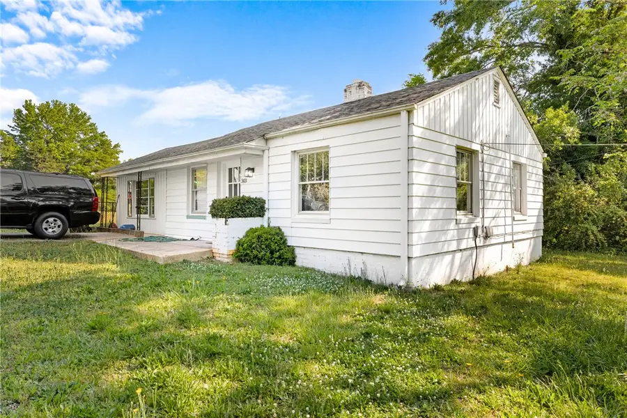 303 S Elm Street, Pendleton, SC 29670 - #3