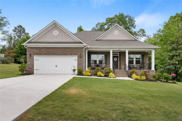 2609 Dog Leg Lane, Seneca, SC 29678