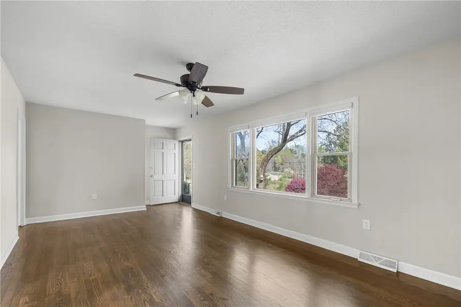 402 Maple Avenue, Seneca, SC 29678 - #3