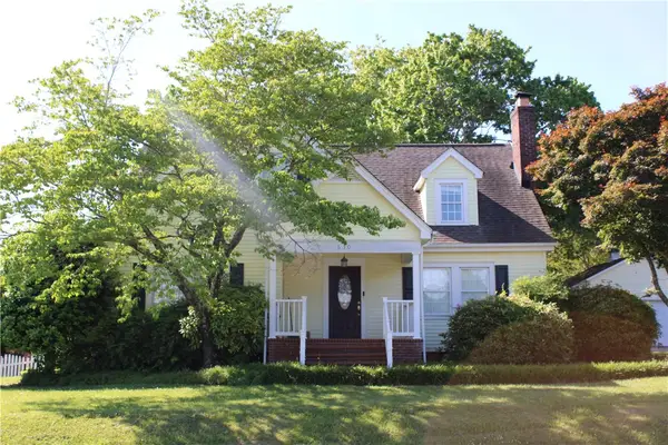 630 College Street, Central, SC 29630