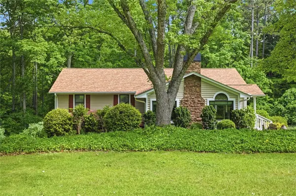 303 Stratford Drive, Seneca, SC 29678