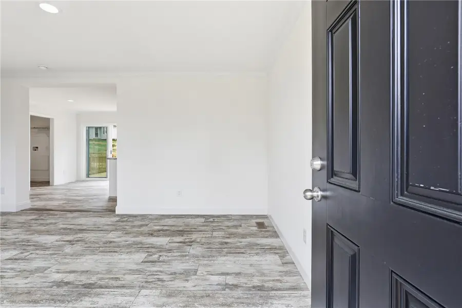 540 E South 5th Street, Seneca, SC 29678 - #3